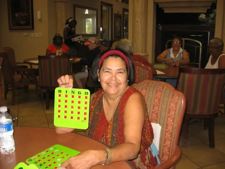 Residents enjoying game night at Carefree