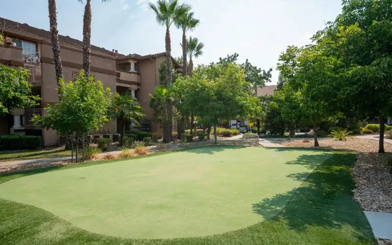 Putting green on the grounds of Carefree North Natomas