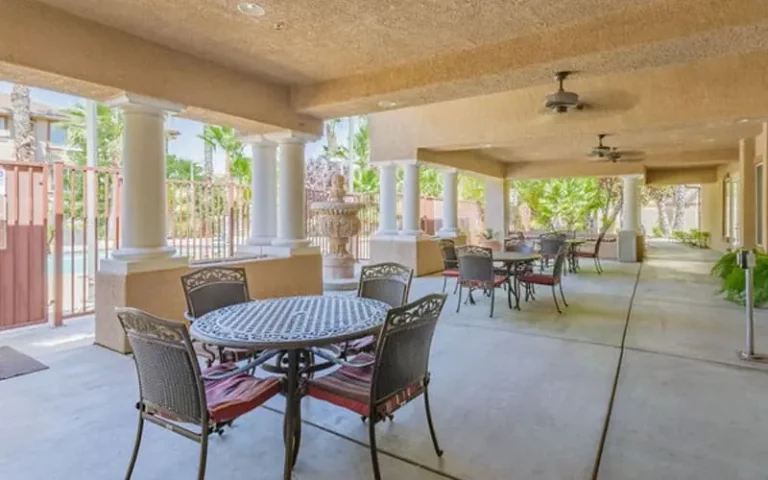 The covered patio at Carefree Senior Living